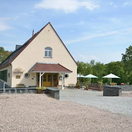 Land- und Golfhotel Alte Fliegerschule-2
